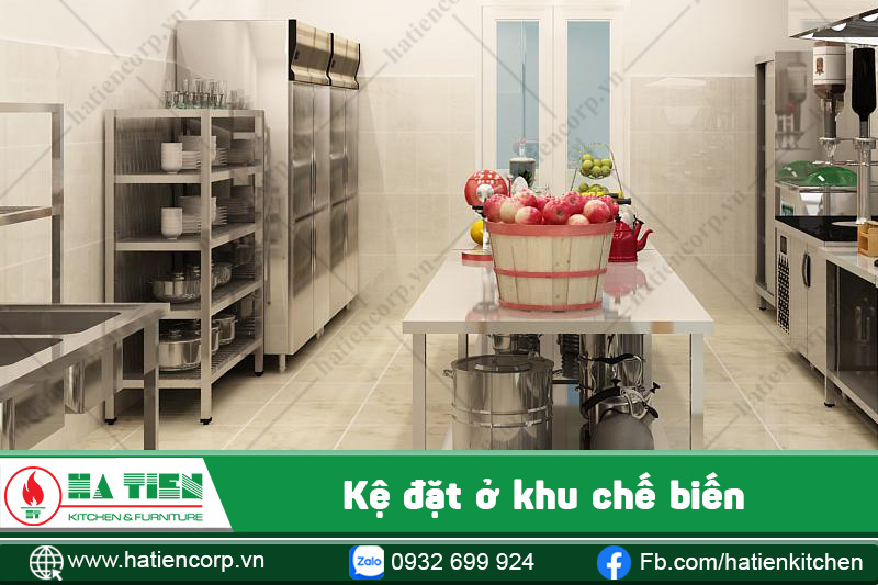 kệ đặt ở khu chế biến