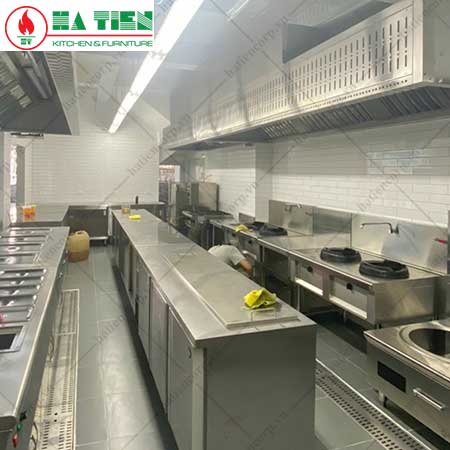 bếp á 2 họng trong nhà hàng