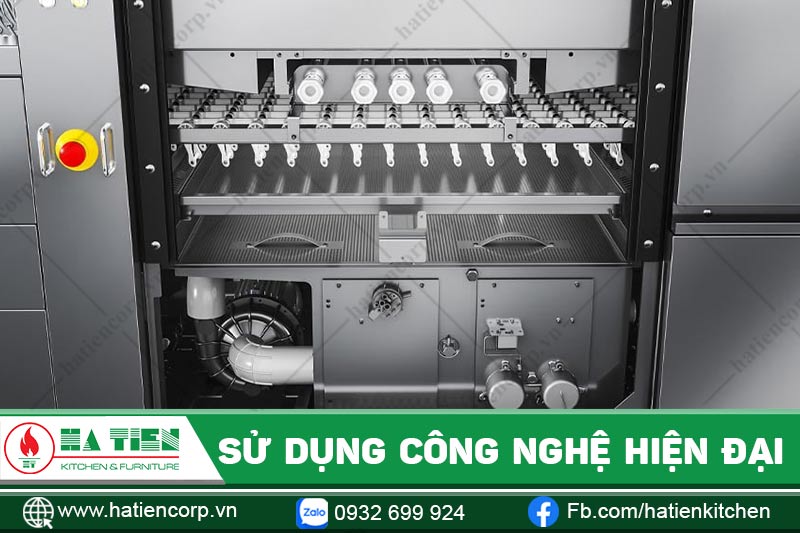 Máy rửa chén băng tải công nghiệp