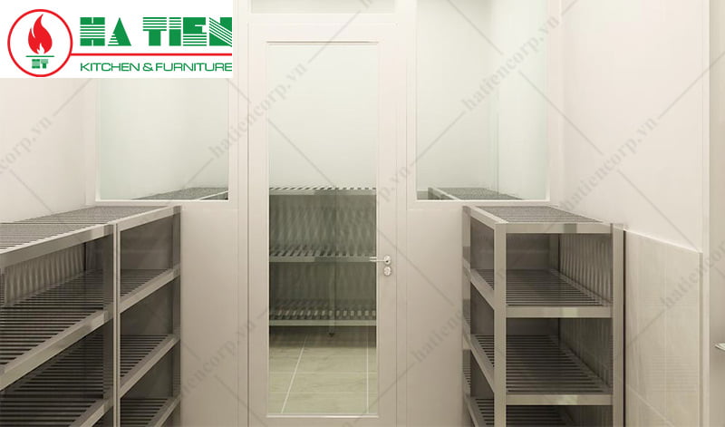 Kệ chứa hàng trong kho lạnh bảo quản