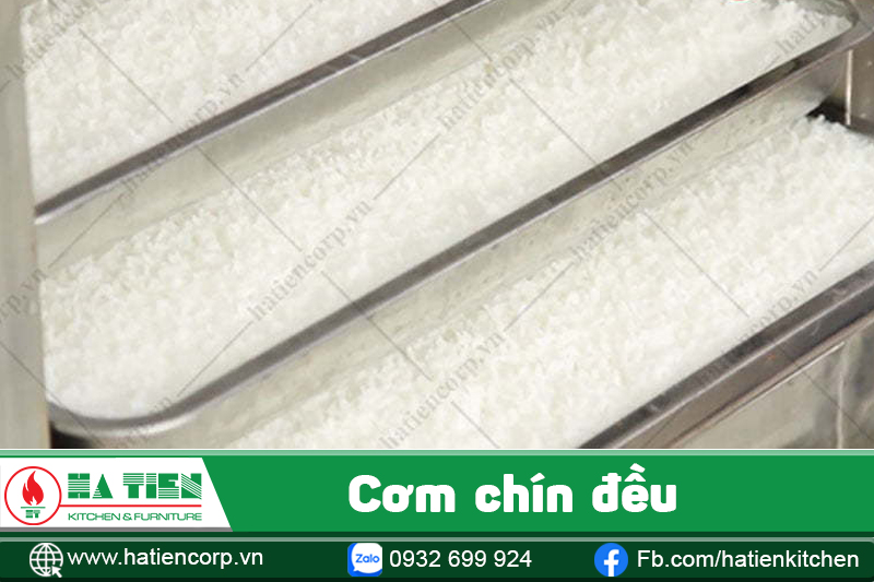 Tủ cơm điện công nghiệp giúp cho thức ăn chín đều