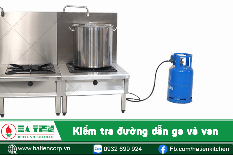 Đường dẫn gas và van của bếp hầm xương