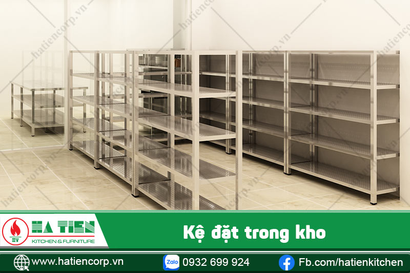 Kệ đặt ở trong kho