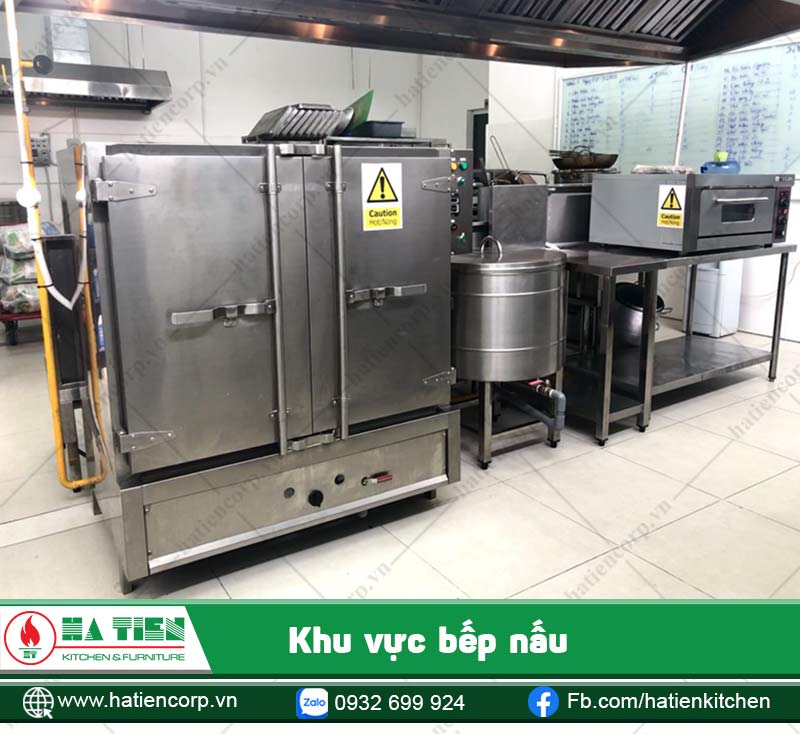 Nhà hàng sử dụng tủ nấu cơm và nồi hầm với dung tích lớn