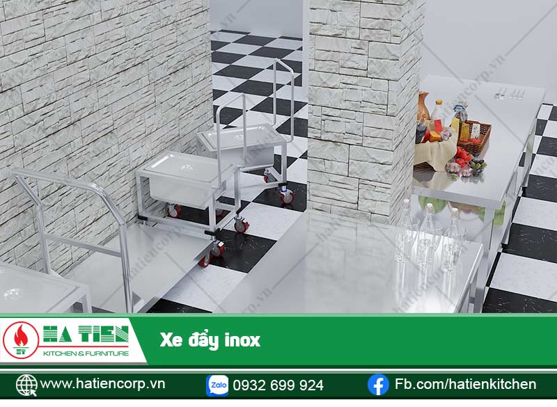 Bếp ăn công nghiệp thường sử dụng nhiều xe đẩy để vận chuyển thức ăn được dễ dàng và nhanh chóng