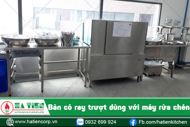 bàn có ray trược dùng với máy rửa chén