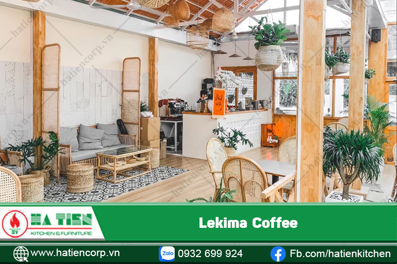 Quán cà phê quận 1 Lekima Coffee phục vụ cà phê, bánh ngọt