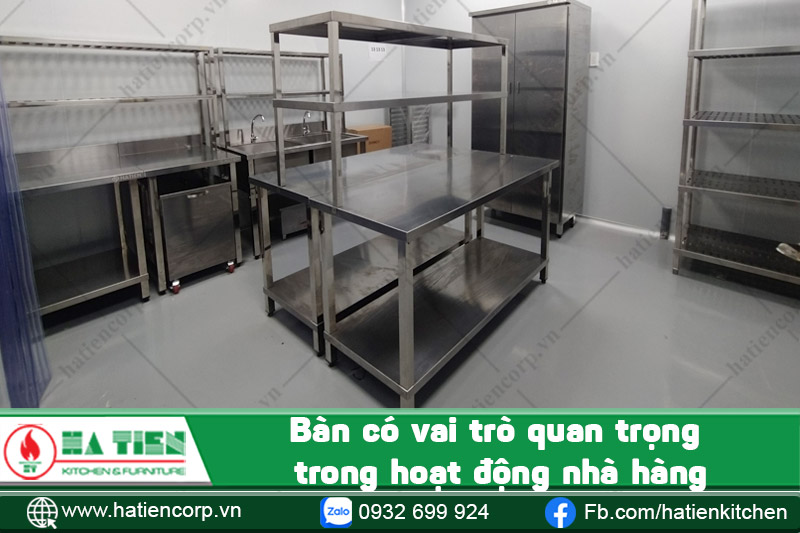 bàn bếp nhà hàng 1