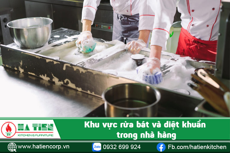 Khu vực rửa bát và diệt khuẩn trong nhà hàng
