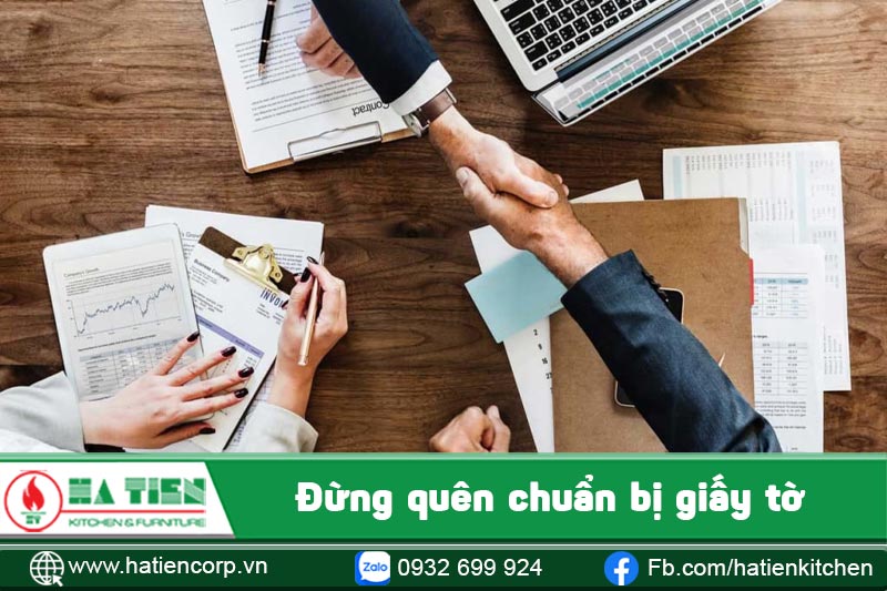 Đừng quên chuẩn bị giấy tờ