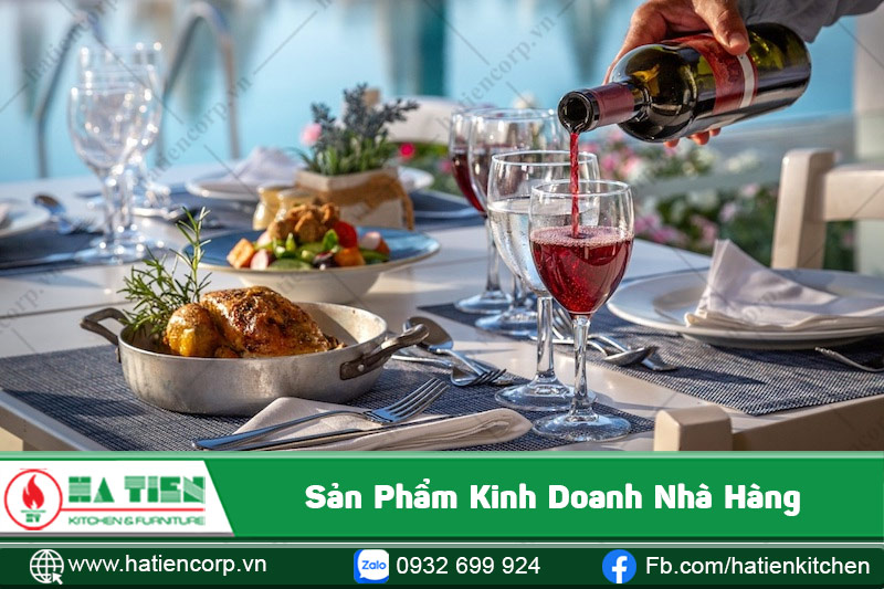 Sản phẩm kinh doanh trong nhà hàng được sản xuất ngay tại chỗ và tiêu thụ trong thời gian ngắn