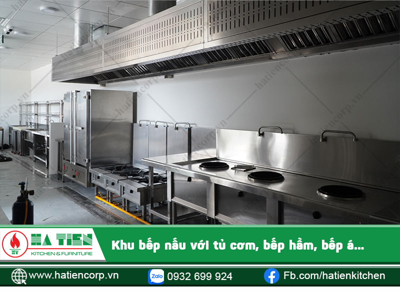 Thiết bị inox sáng bóng, thẩm mỹ