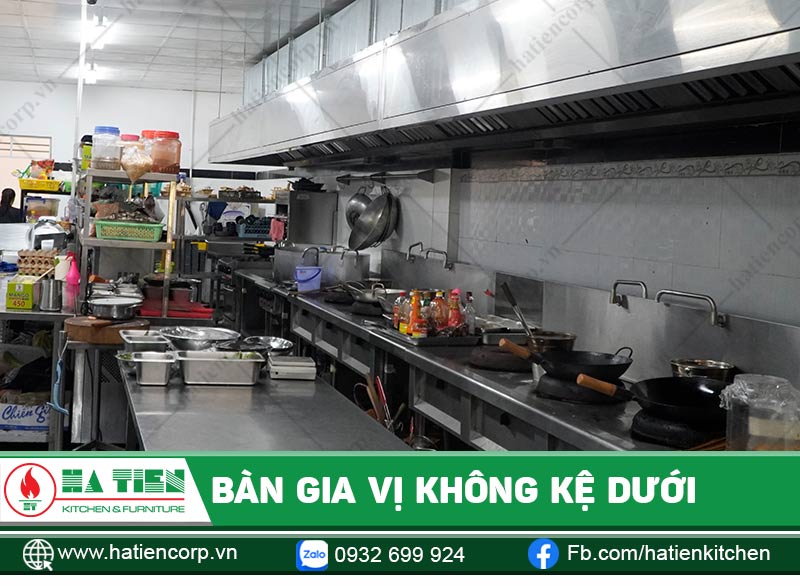 Bàn Gia Vị Không Kệ Dưới