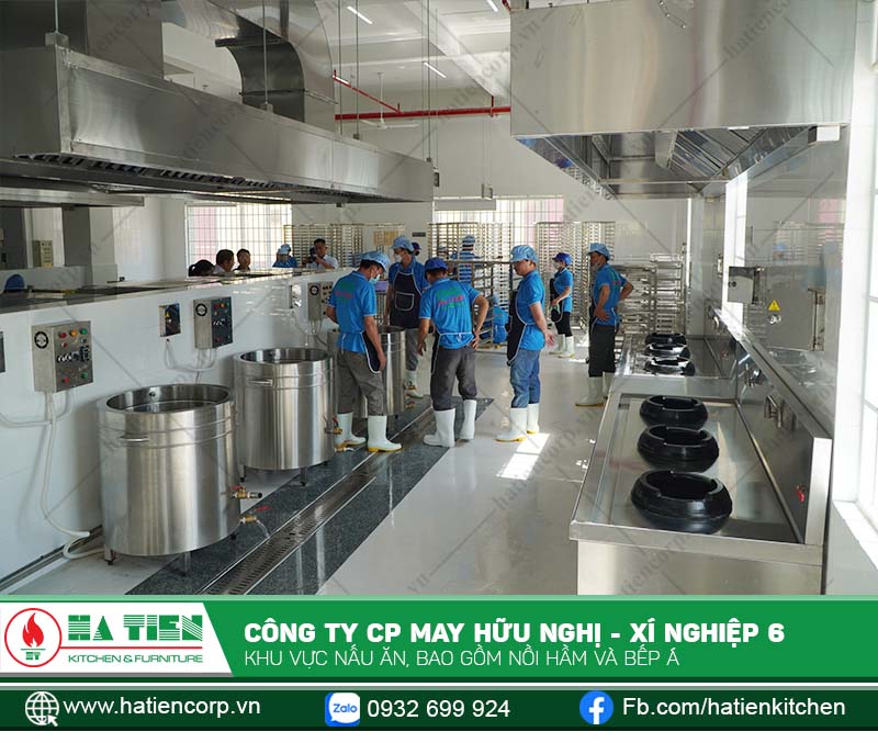 Các bếp á, còn được gọi là bếp xào, với ngọn lửa lớn và thời gian nấu chín nhanh