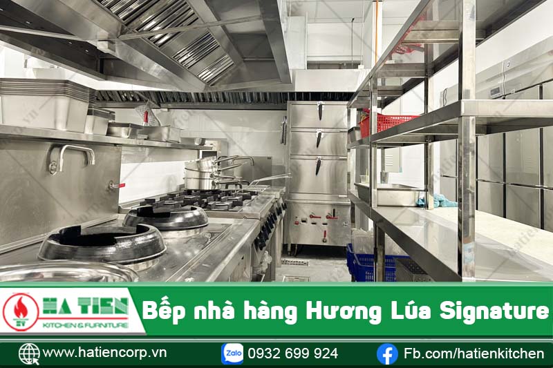Bếp nhà hàng Hương Lúa Signature