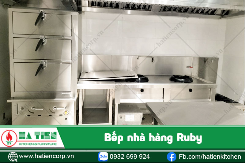 Bếp nhà hàng Ruby