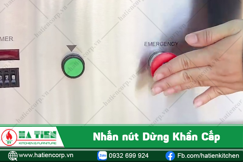 Nhấn nút Dừng Khẩn Cấp