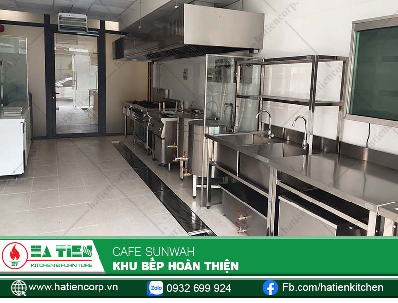 Các thiết bị được làm từ chất liệu inox 304
