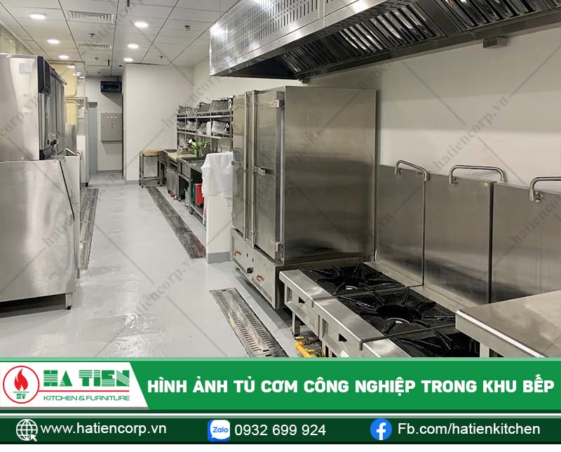 Tủ cơm công nghiệp có thể nấu đến 200kg gạo cho mỗi bữa