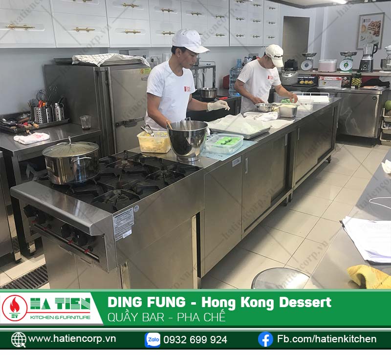 Chất liệu, kiểu dáng hiện đại, đem đến một không gian bếp chuyên nghiệp