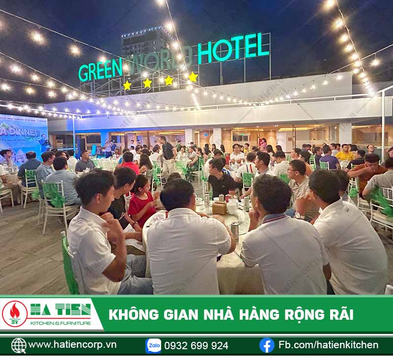 Nhà hàng tại khách sạn Green World