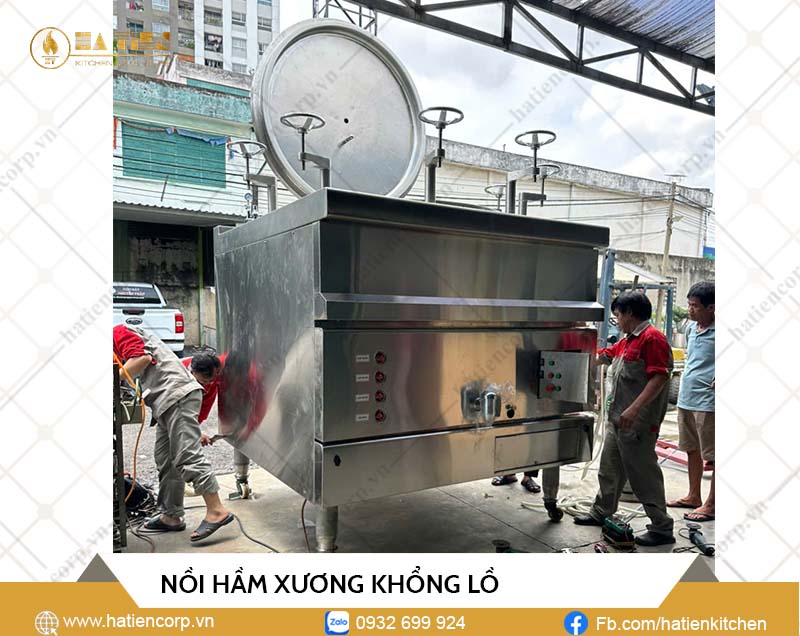 Nồi hầm với chiều cao gần 2 mét